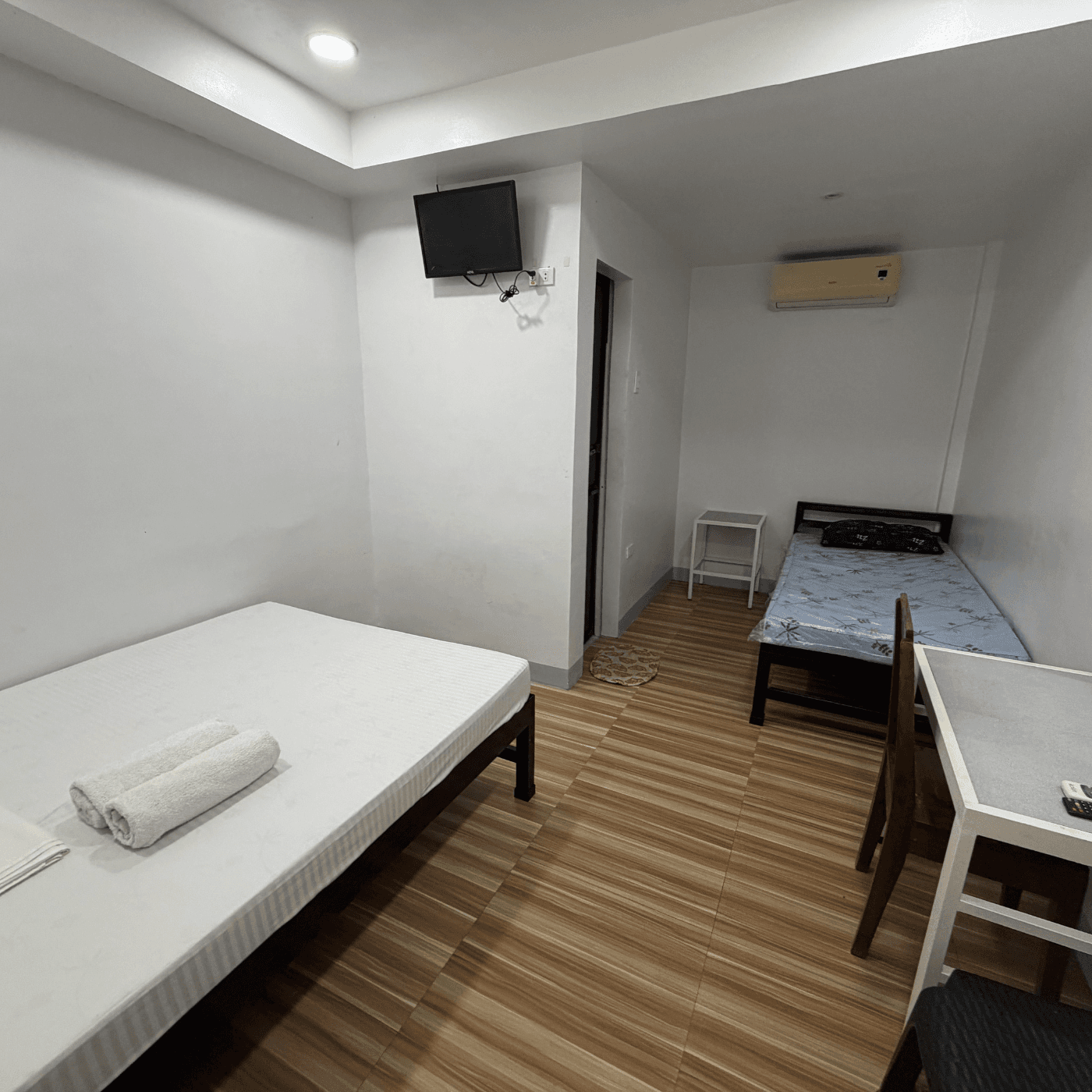 Standard Room - View 3