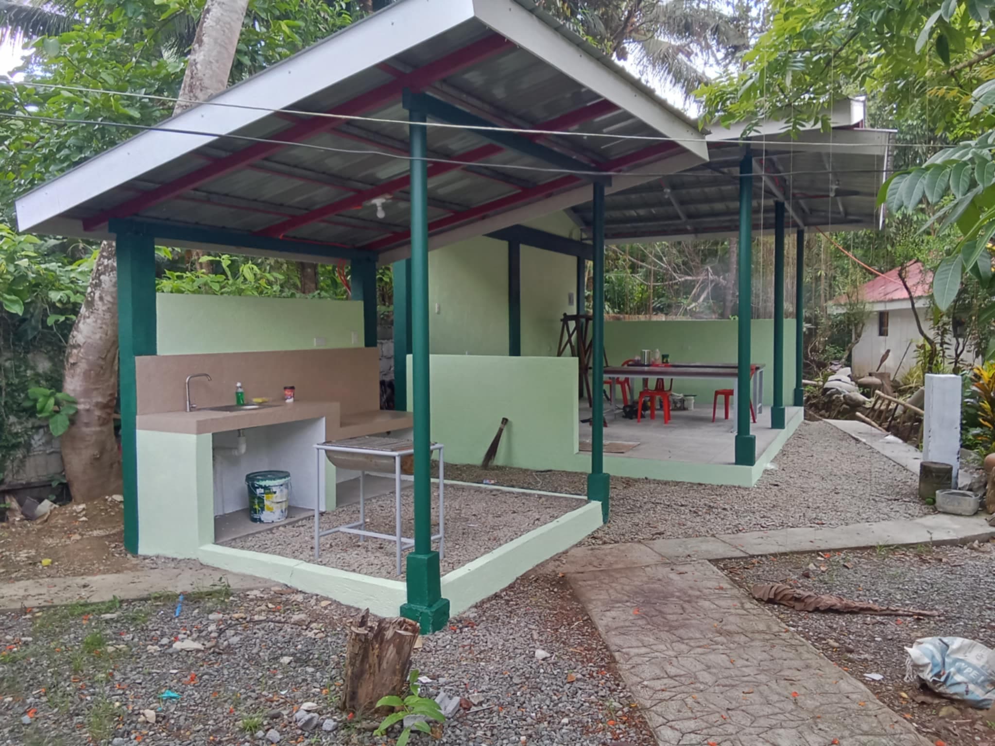 Outdoor cooking area exclusive for guests